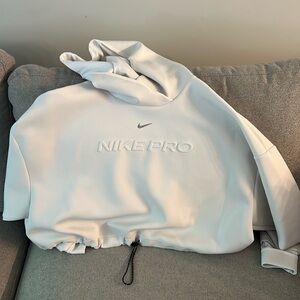 Nike pro cropped hoodie size XL